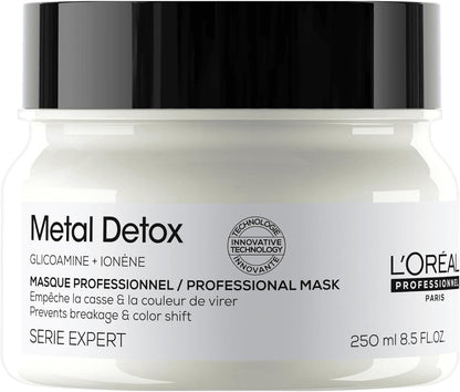 L’Oréal Professionnel | Metal Detox Hair Mask, for Smooth, Strong & Shiny Looking Hair, Protects Coloured Hair from Damage, Rich & Creamy Texture, Serie Expert, 250 Ml